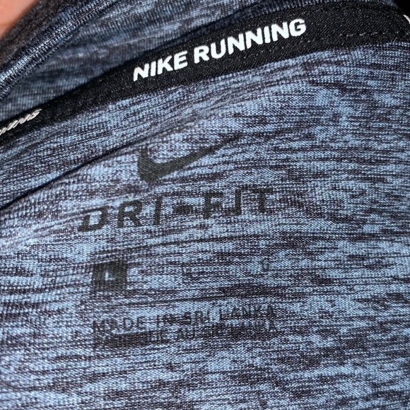 Blue nike pullover - Picture 4 of 9